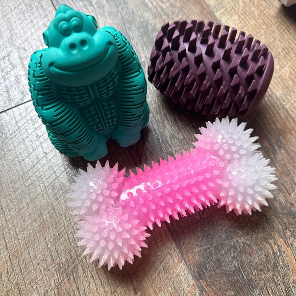 Kong Dog Lot Of Like New Kong Dog Toys Poshmark